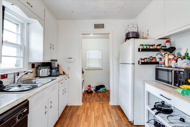 3051 S Elizabeth Ave, Wichita, KS 67217