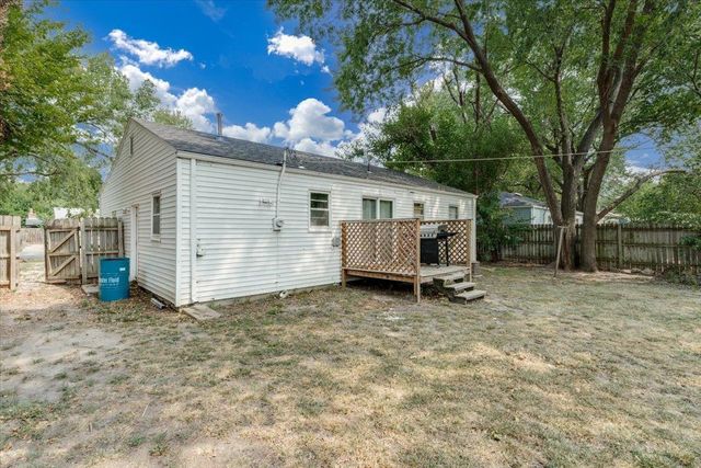 3051 S Elizabeth Ave, Wichita, KS 67217
