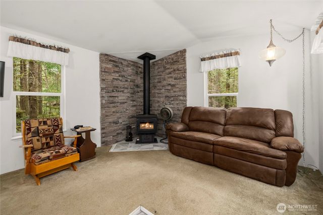 56514 383rd Avenue Ct E, Ashford, WA 98304