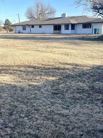 4335 NE 42nd Street, Forest Park, OK 73121