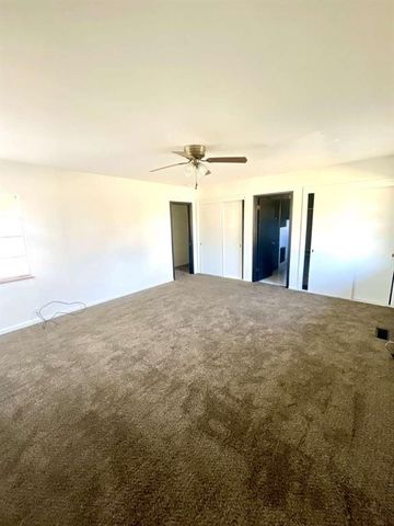 4335 NE 42nd Street, Forest Park, OK 73121