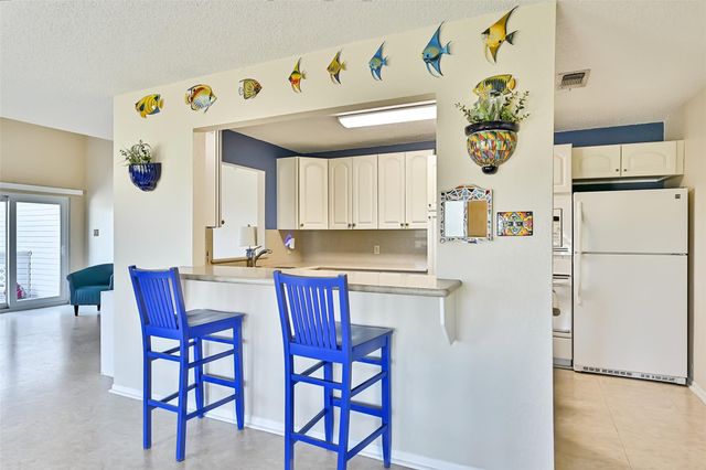 8111 Broadway Street 5, Galveston, TX 77554