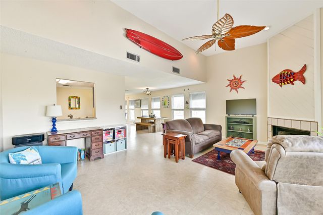 8111 Broadway Street 5, Galveston, TX 77554