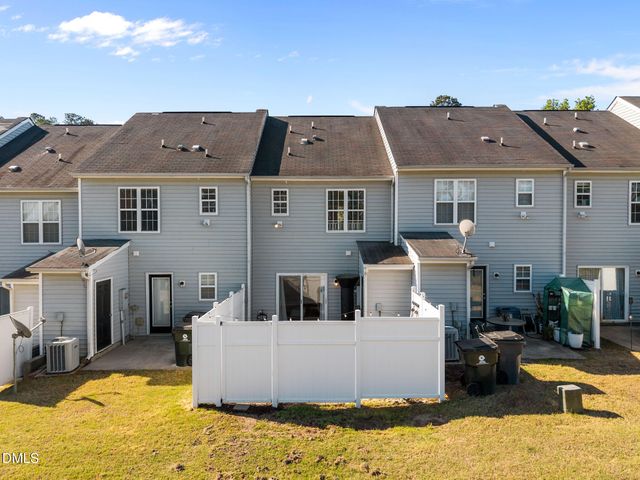 1108 Savin Landing, Knightdale, NC 27545