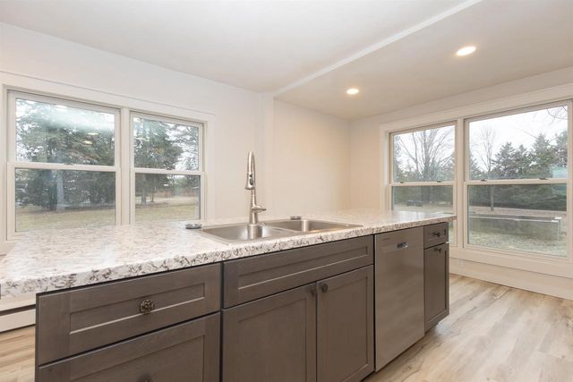 W7549 SPRING ROAD, Greenville, WI 54942