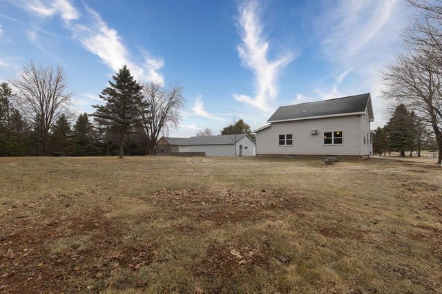 W7549 SPRING ROAD, Greenville, WI 54942
