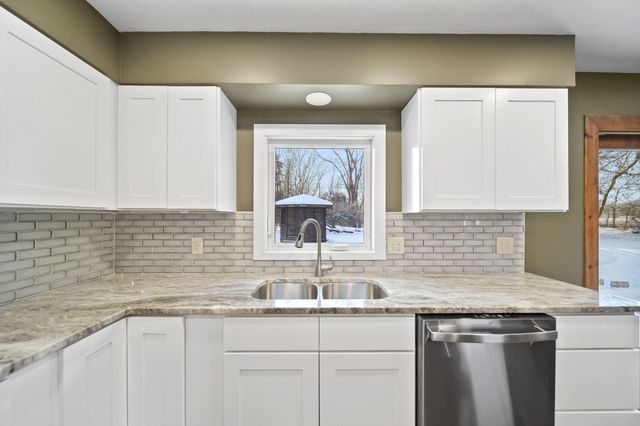 10301 County Farm Road, Parma, MI 49269