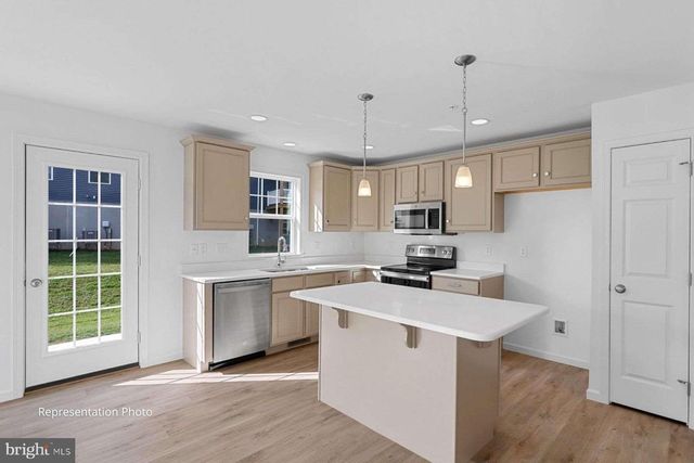 577 SWEET HONEY LN, Mechanicsburg, PA 17055