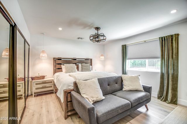 4011 E HANCOCK Drive, Phoenix, AZ 85028