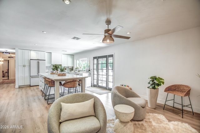 4011 E HANCOCK Drive, Phoenix, AZ 85028