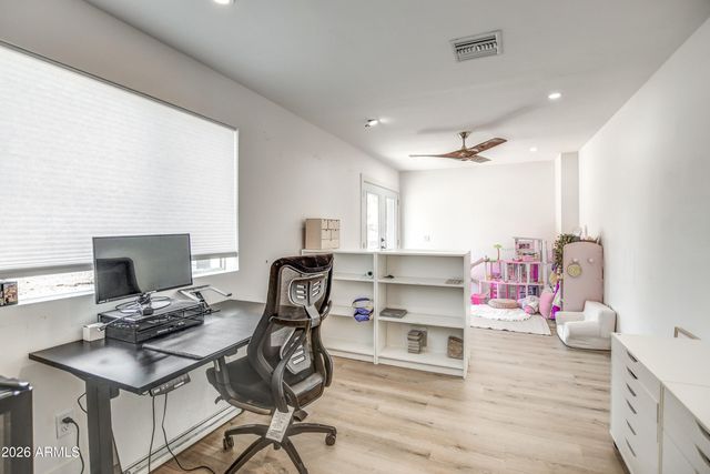 4011 E HANCOCK Drive, Phoenix, AZ 85028