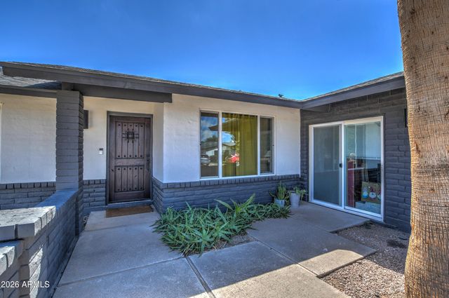 4011 E HANCOCK Drive, Phoenix, AZ 85028