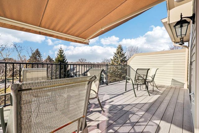 445 Sunset TRAIL, Hartland, WI 53029