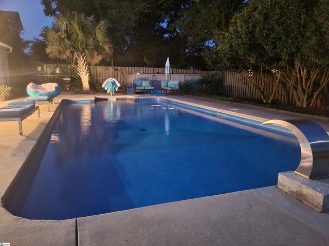 306 Fairdale Drive, Simpsonville, SC 29681