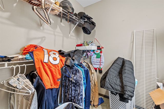 372 Tanglewood Drive, Solon, IA 52333