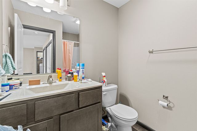 372 Tanglewood Drive, Solon, IA 52333