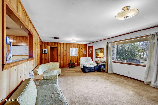 15900 Van Eaton Circle, Biloxi, MS 39532