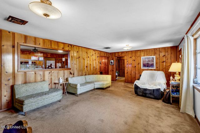 15900 Van Eaton Circle, Biloxi, MS 39532