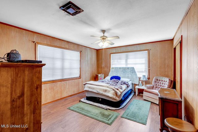 15900 Van Eaton Circle, Biloxi, MS 39532