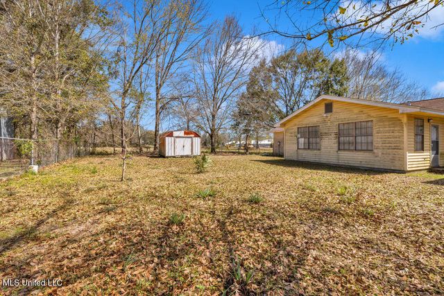 15900 Van Eaton Circle, Biloxi, MS 39532