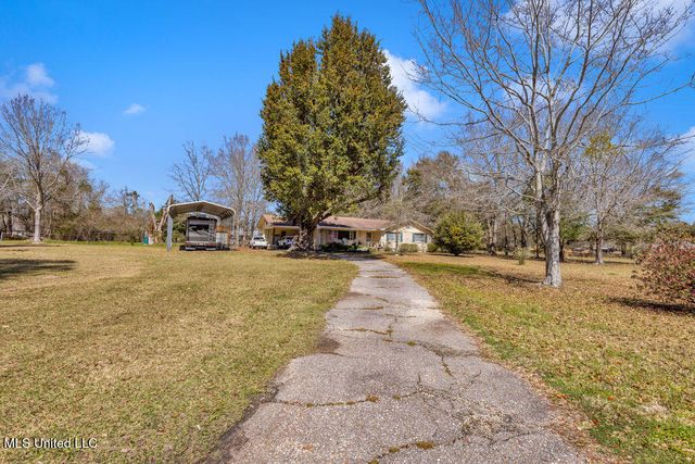 15900 Van Eaton Circle, Biloxi, MS 39532