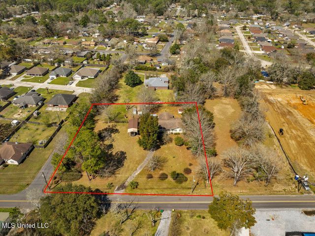 15900 Van Eaton Circle, Biloxi, MS 39532