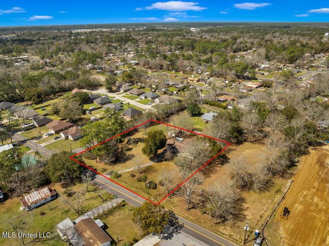 15900 Van Eaton Circle, Biloxi, MS 39532