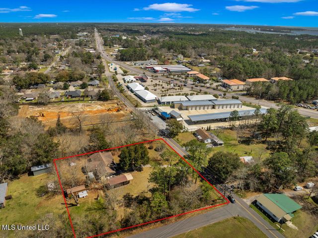 15900 Van Eaton Circle, Biloxi, MS 39532