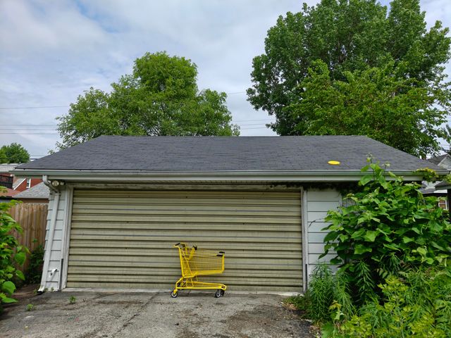 233 Oakwood Street, Hammond, IN 46324