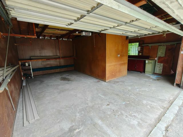 233 Oakwood Street, Hammond, IN 46324