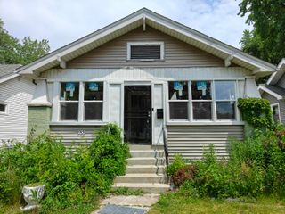 233 Oakwood Street, Hammond, IN 46324