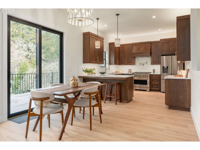 4835 ELVA Ln, Eugene, OR 97405