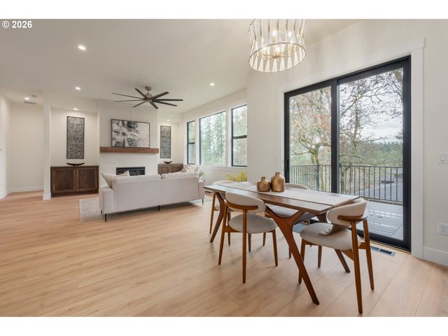 4835 ELVA Ln, Eugene, OR 97405