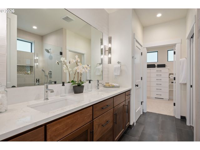 4835 ELVA Ln, Eugene, OR 97405