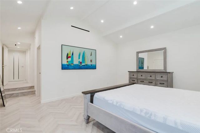 10414 Tiara Street, North Hollywood, CA 91601