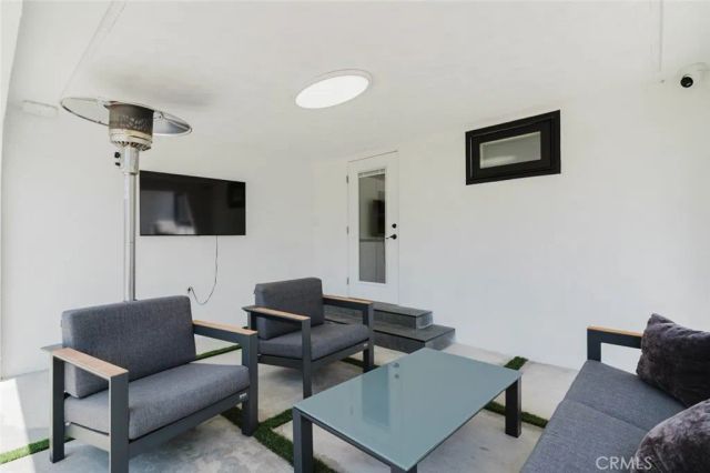 10414 Tiara Street, North Hollywood, CA 91601