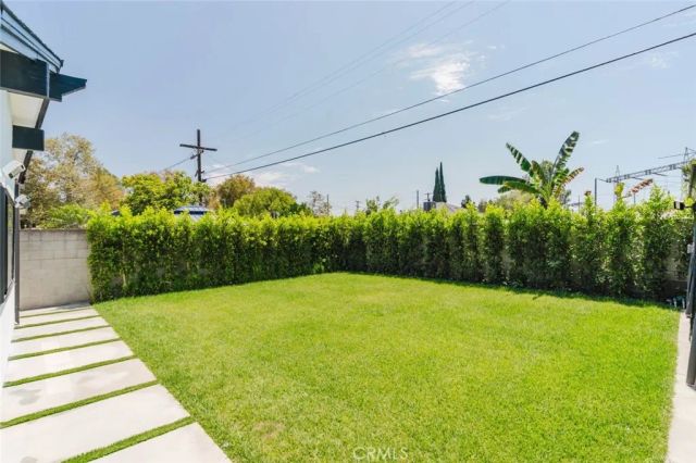 10414 Tiara Street, North Hollywood, CA 91601