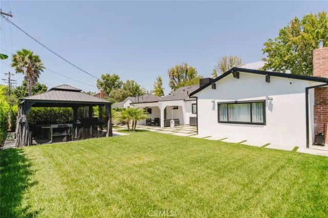 10414 Tiara Street, North Hollywood, CA 91601