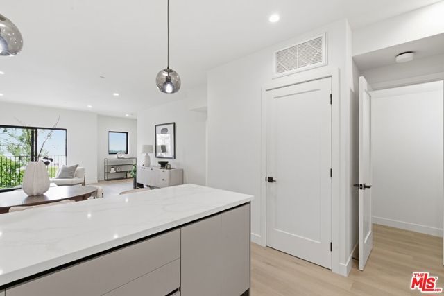 3842 Don Tomaso Drive, Los Angeles, CA 90008