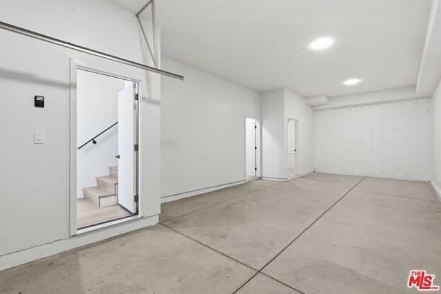 3842 Don Tomaso Drive, Los Angeles, CA 90008