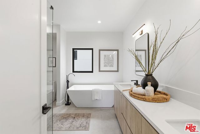 3842 Don Tomaso Drive, Los Angeles, CA 90008