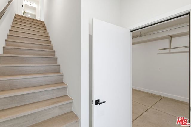 3842 Don Tomaso Drive, Los Angeles, CA 90008