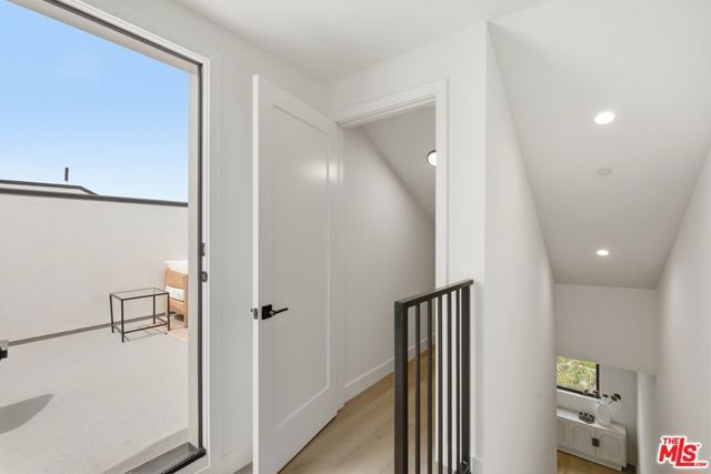 3842 Don Tomaso Drive, Los Angeles, CA 90008