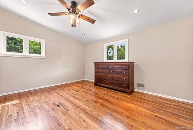 1 Gloria Court, New City, NY 10956