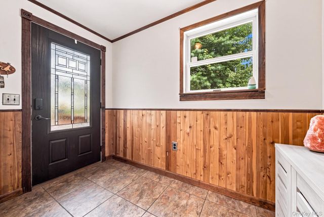 1 Gloria Court, New City, NY 10956