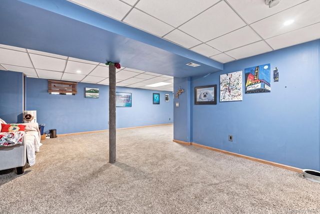 1 Gloria Court, New City, NY 10956