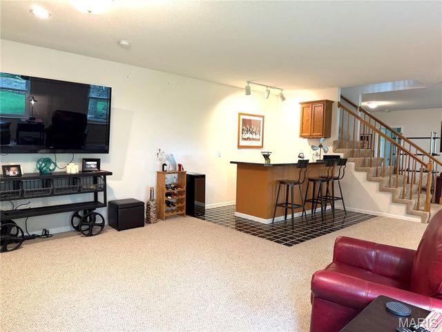 2612 Sandstone Drive, Maryville, IL 62062