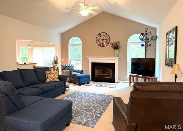 2612 Sandstone Drive, Maryville, IL 62062