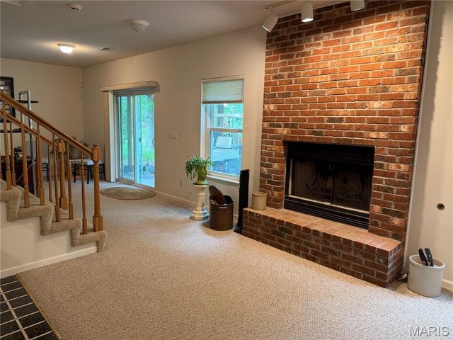 2612 Sandstone Drive, Maryville, IL 62062