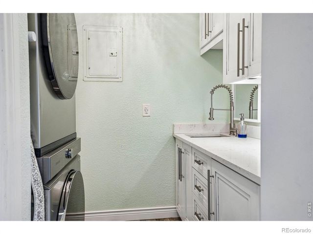 1030 Berthoud Peak Drive, Berthoud, CO 80513